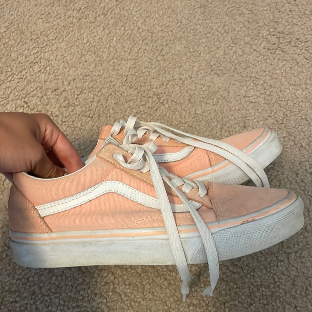 Women’s Peach Low-rise Vans